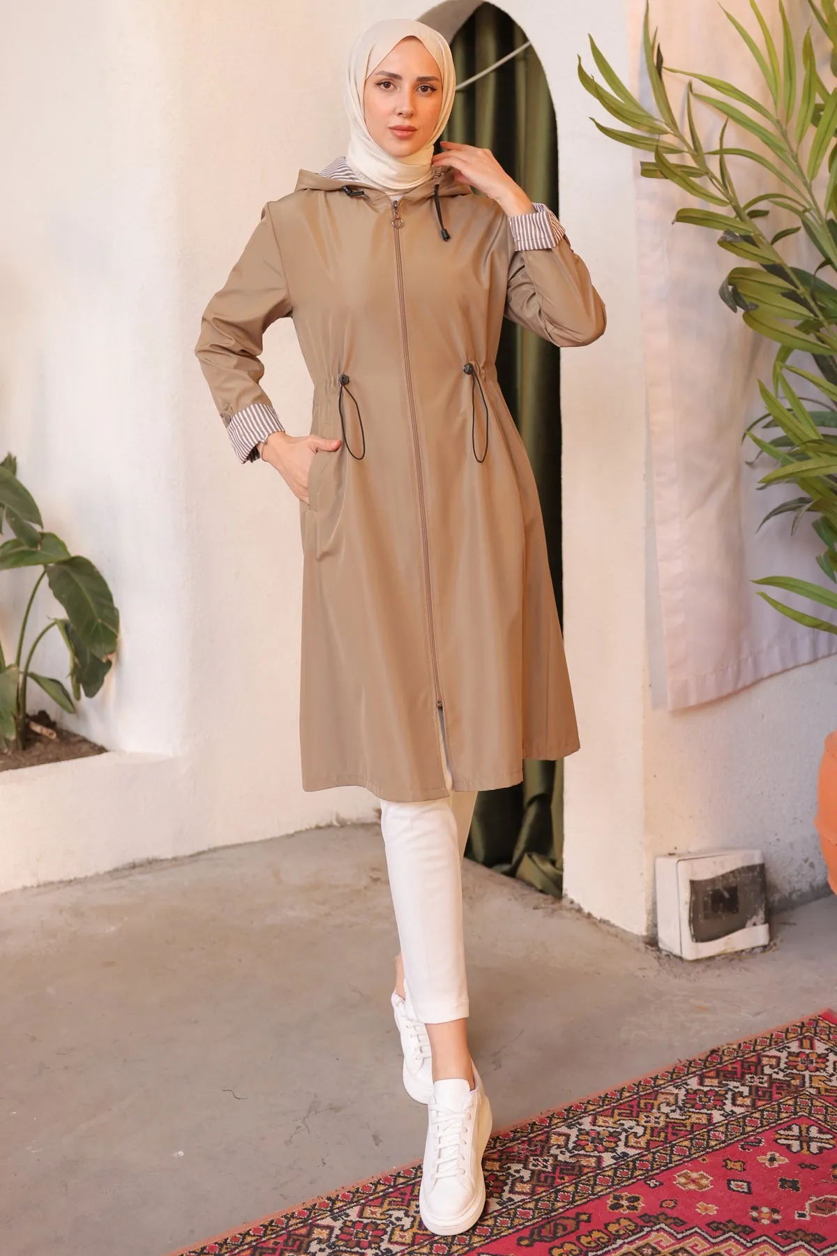 BNG Women Seasonal Trench Coat Beige - Clermont
