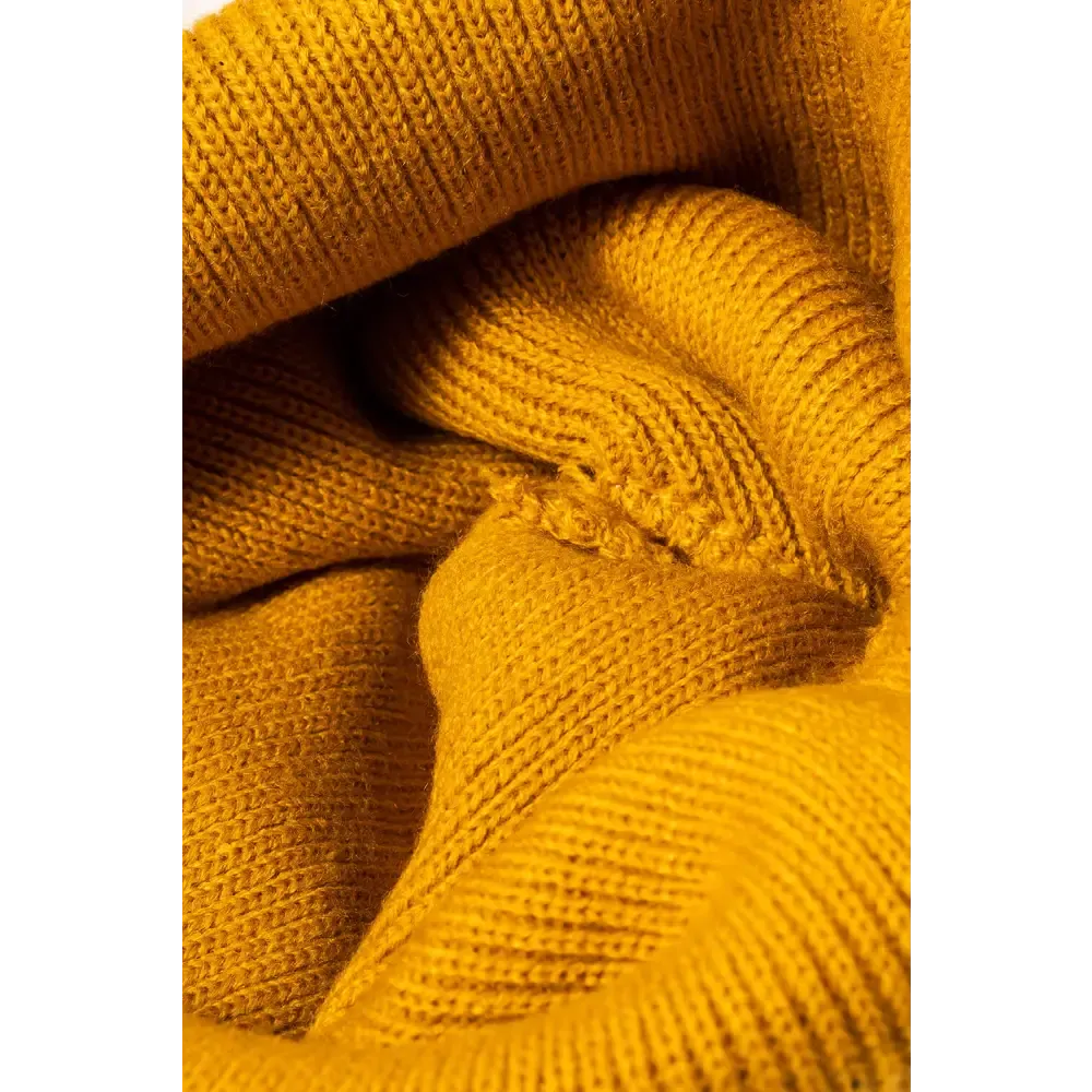 Confetti Rib-Knit Cuff Beanie Redefines Luxury Fashion for Women