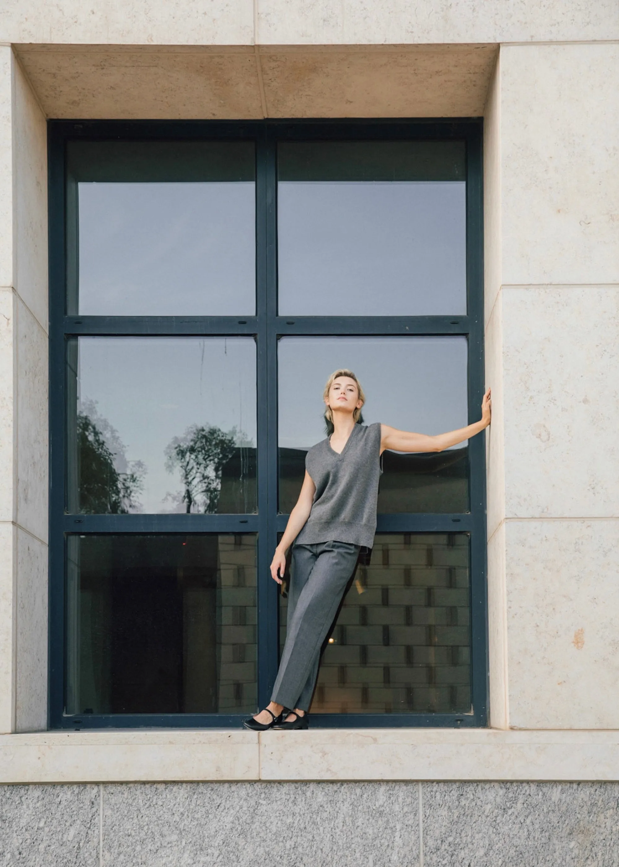 Felicity Sweater Vest in Iron Gray Cashmere