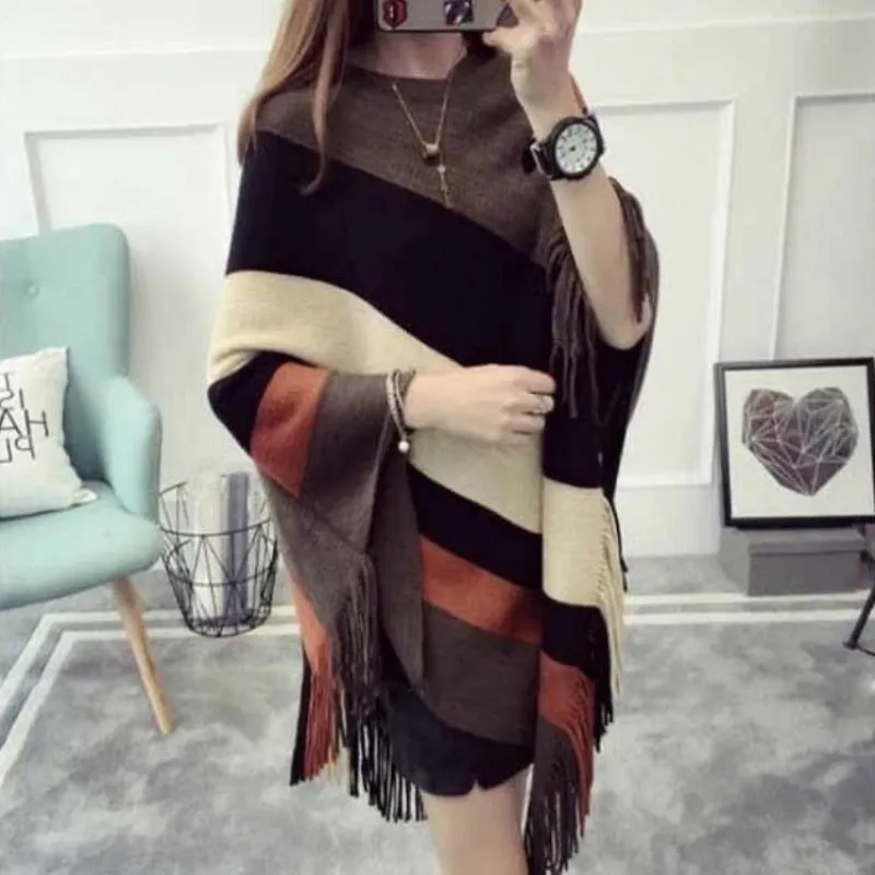 Knitted Women Shawk Poncho