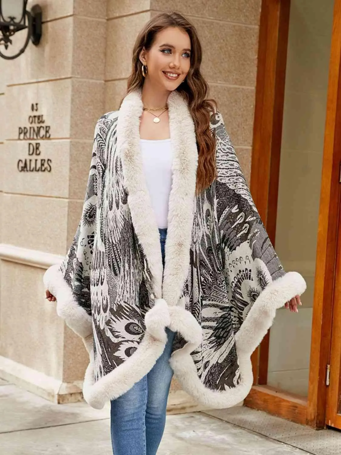 Luxurious Feel Open Front Faux Fur Trim Poncho
