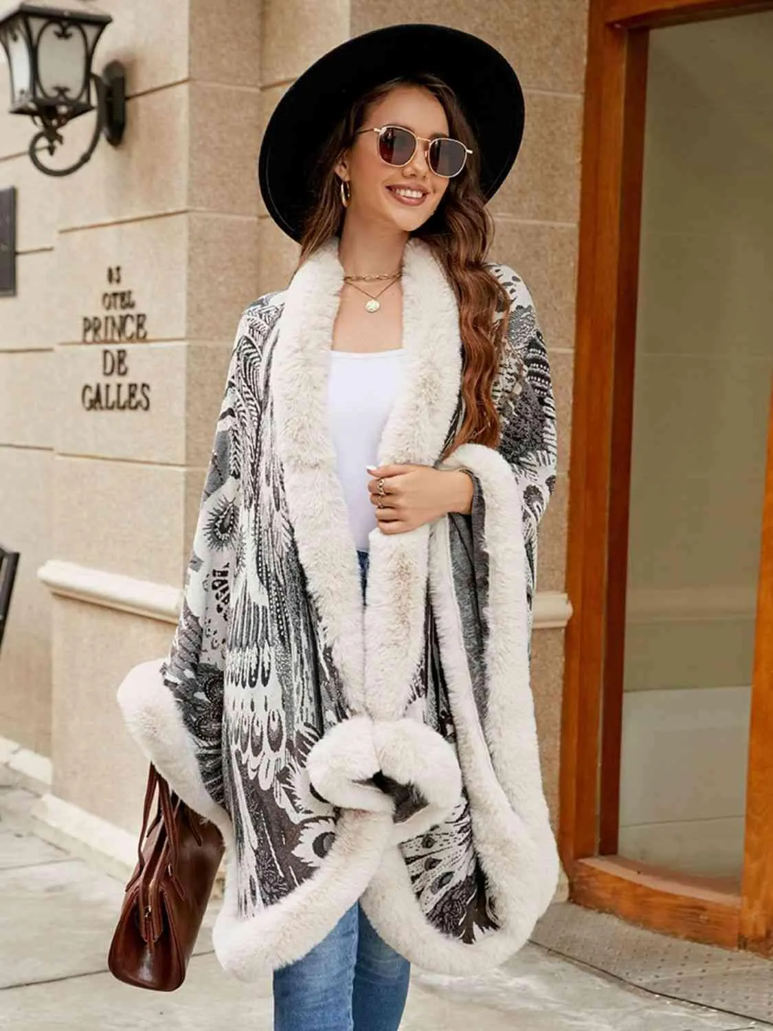 Luxurious Feel Open Front Faux Fur Trim Poncho