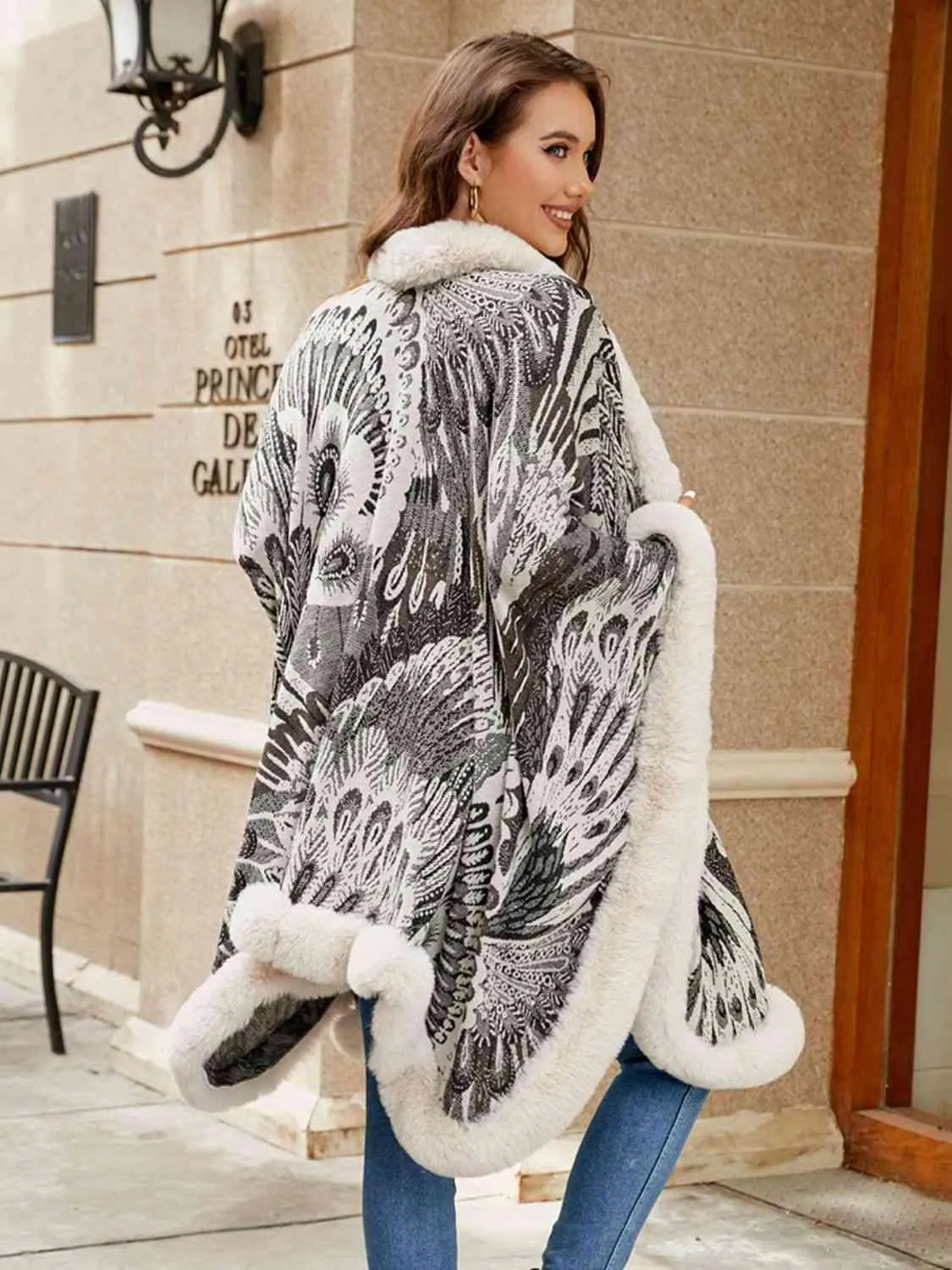 Luxurious Feel Open Front Faux Fur Trim Poncho