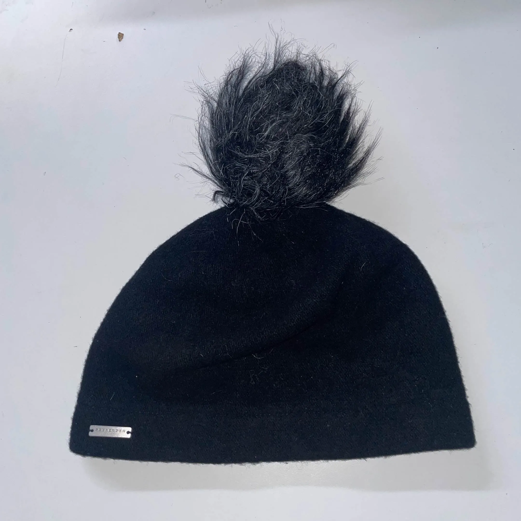 Vintage Seeberger black beanie hat