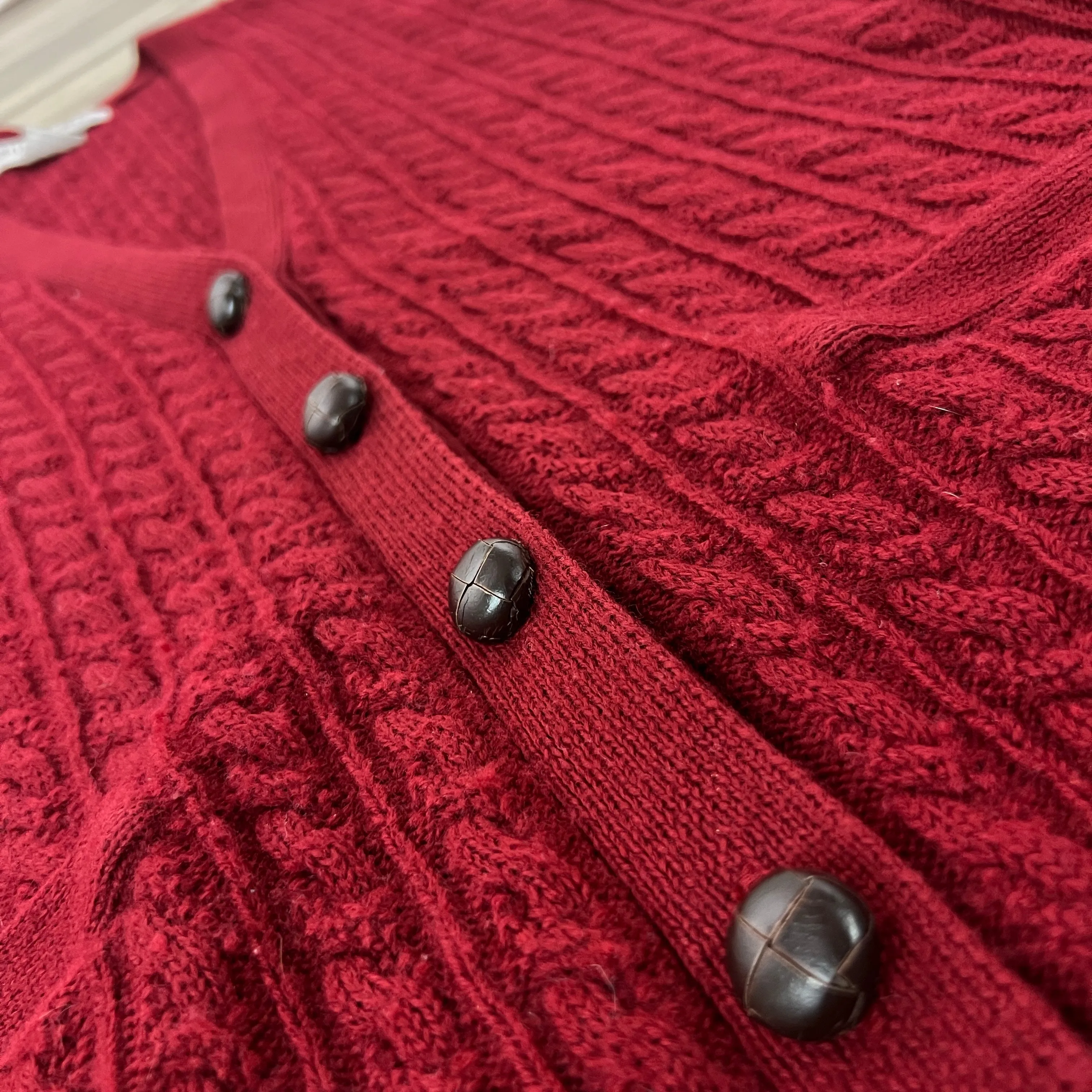 Vintage Wool Cable knit Grandma Vest Size Medium
